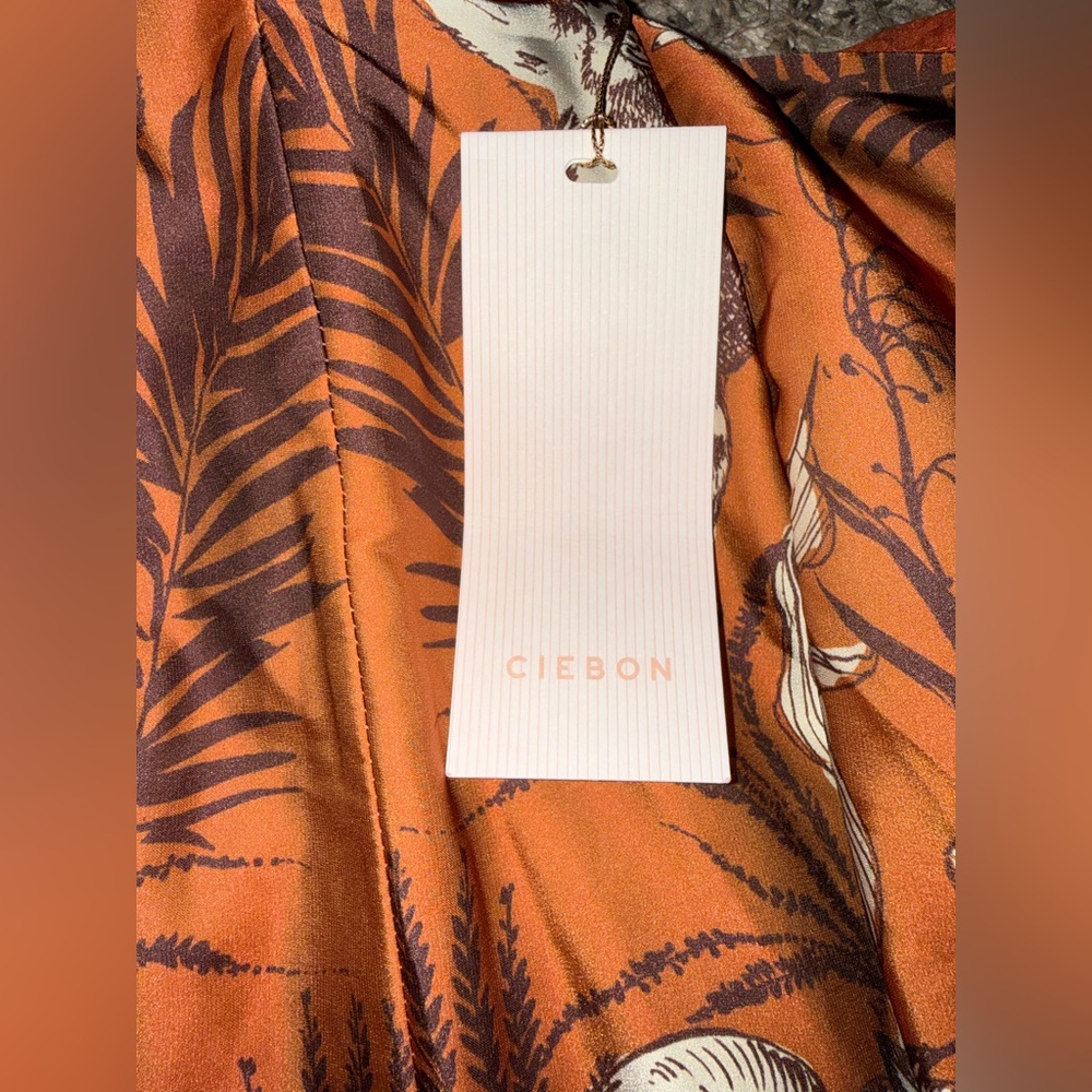 NWT- CIEBON Courtney Animal Print Halter Neck Satin Maxi Dress Size: XL - Picture 12 of 15